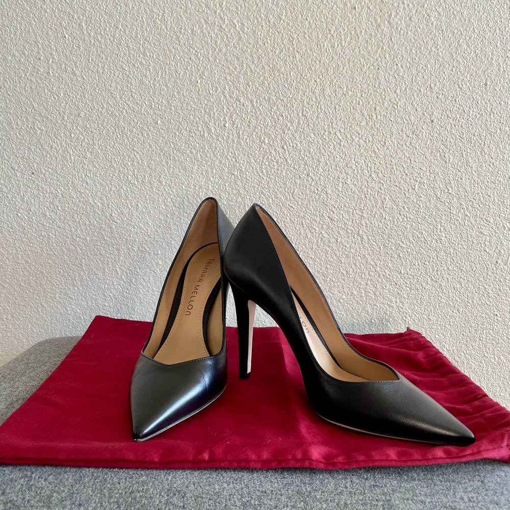 NWOT Tamara Mellon 2018 Vamps 105 Pumps
